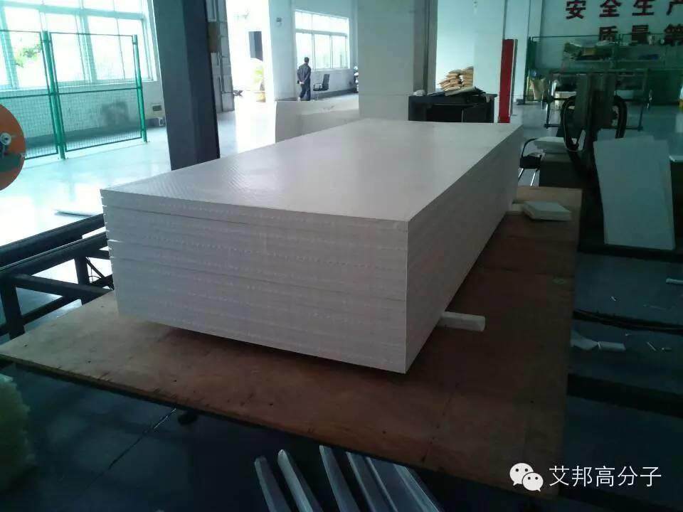 【揭秘】巴斯夫Infinergy發泡材料在阿迪達斯跑鞋 Energy Boost應用