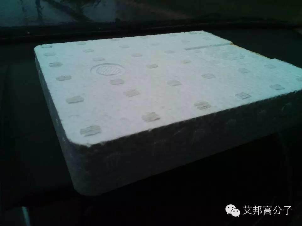 【揭秘】巴斯夫Infinergy發泡材料在阿迪達斯跑鞋 Energy Boost應用