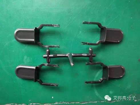 模具填充阻力之影響：1出4的塑膠制品，變成了1出2是啥原因？