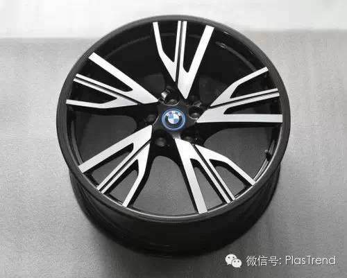 誰制造出第一個“碳纖熱塑性復合材料輪轂”？