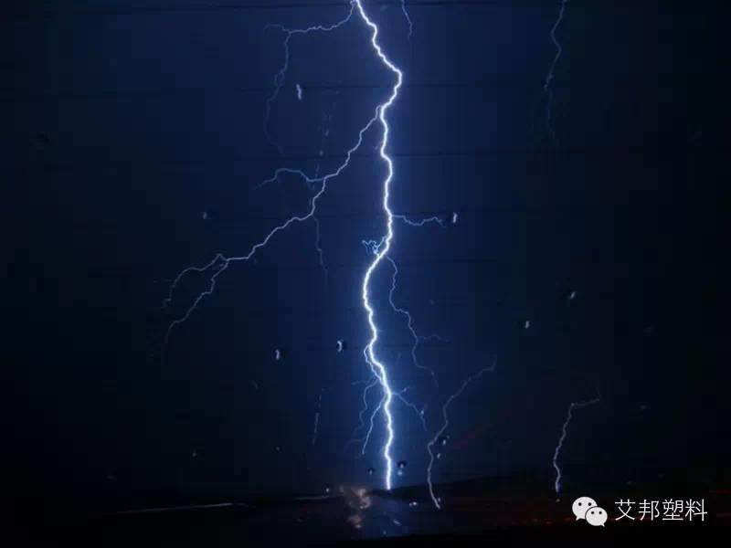 如果橡塑展期间下雨了。。。。（请重视，做好预案）