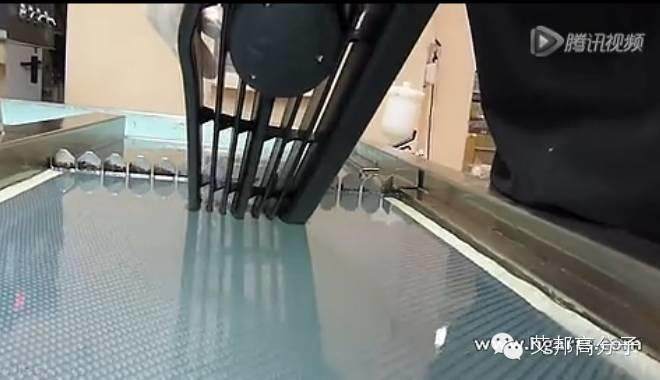 【視頻】汽車內飾表面裝飾工藝之水轉印
