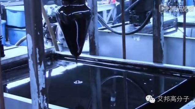 【視頻】探訪情趣用品注塑工廠，震撼！