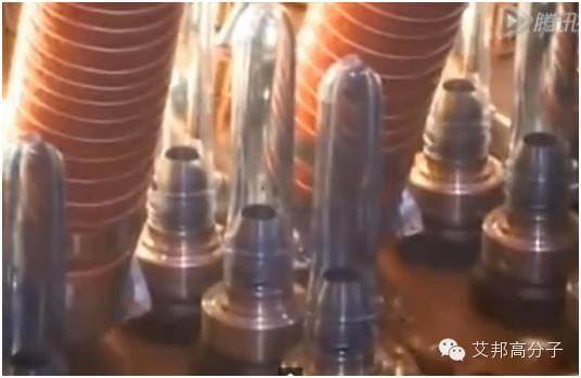 【視頻】農夫山泉礦泉水瓶是如何做成的？