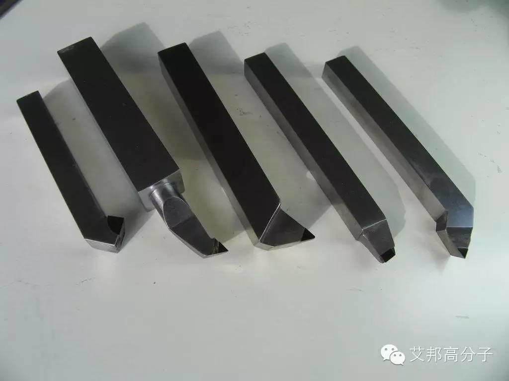 手機金屬外殼鏡面效果能用CNC直接銑出來？