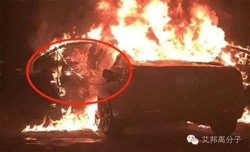 [事故頻發]上海又出現一起新能源汽車起火燃燒事件！