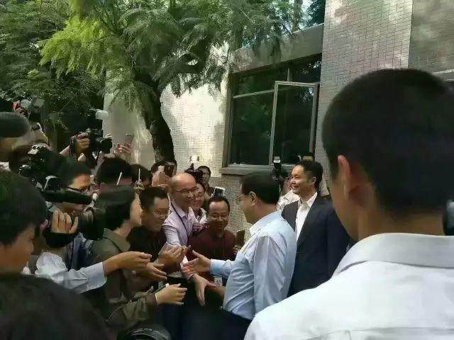 【多图】总理来了，今天OPPO、大族激光火了