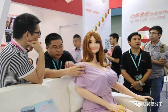 橡塑展歸來感悟：完美的女人不一定是水做