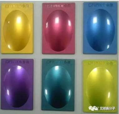 按照表觀效果來分，免噴涂材料有哪幾類？