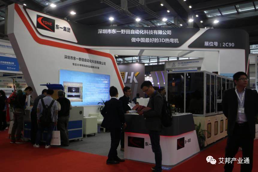 3D玻璃离爆发阶段已不远，全触展20家热弯机盘点！
