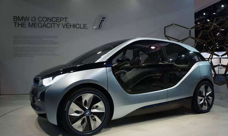碳纤维轻量化新能源汽车的现状与应用前景