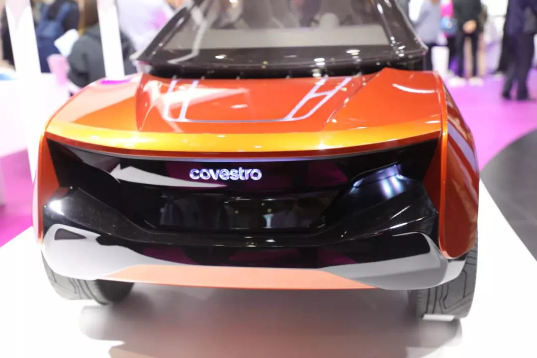 科思创这辆概念车其实是未来趋势：自动驾驶+人车互动
