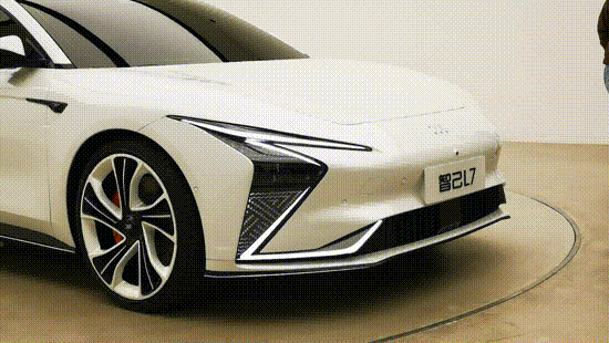 智己L7車燈智能車語亮點解析