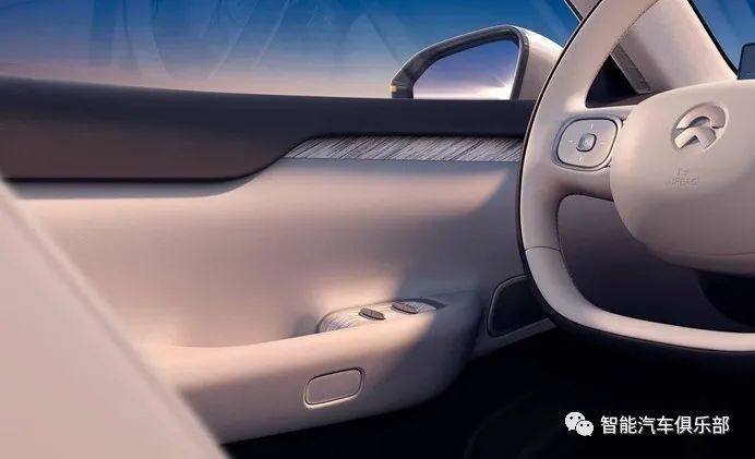 汽车CMF新热点：自然材料与科技相结合，蔚来和奔驰已经开始用