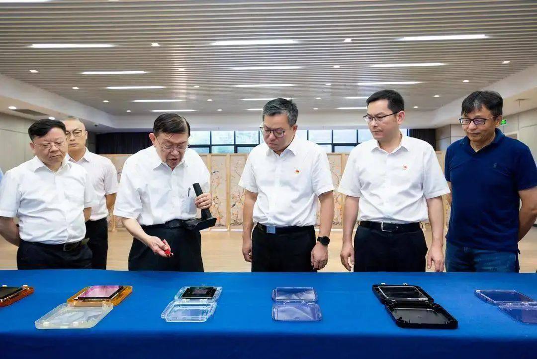 立恩半导体光罩材料产业链项目签约嘉兴