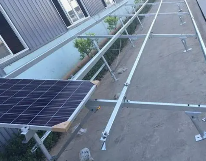 光伏支架選型對光伏電站項目建設的影響 光伏支架選型對光伏電站項目建設的影響