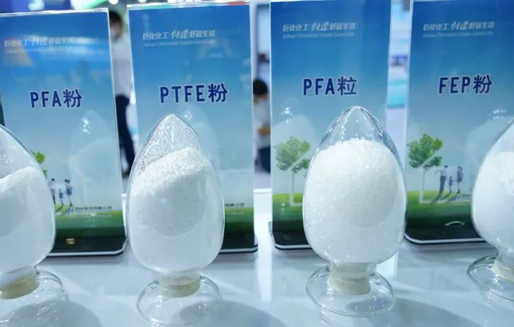 引导性导管器械用材（PTFE/PE/PA/PU)及其现状简介