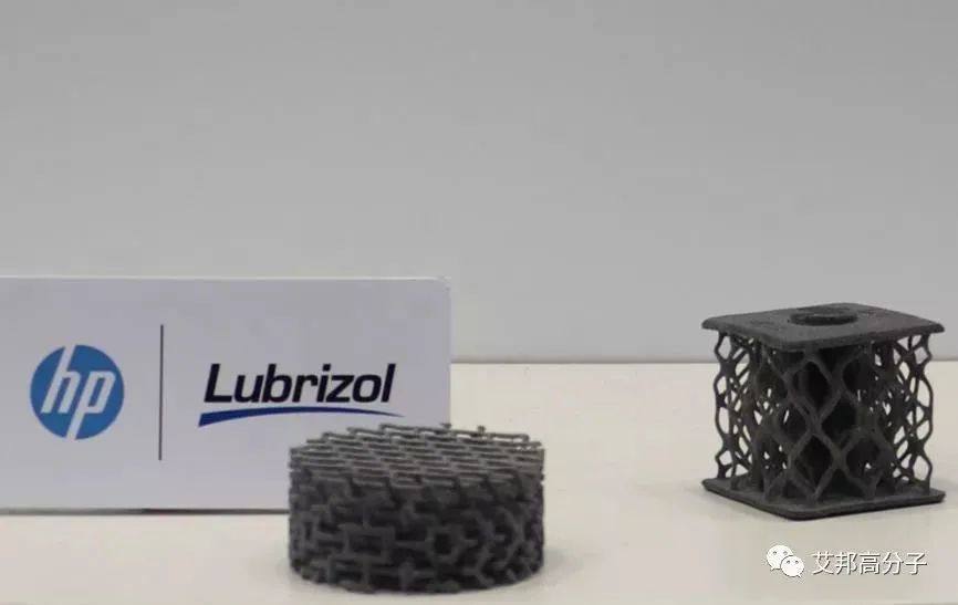 鞋材用3D打印彈性體盤點：TPU、TPAE、TPEE