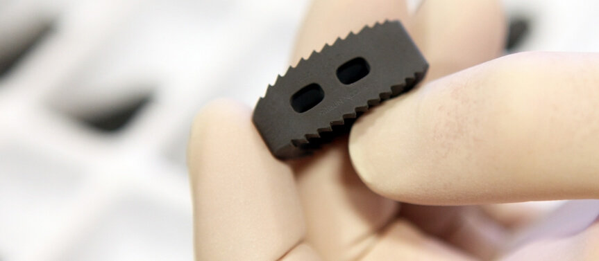 silicon nitride implant